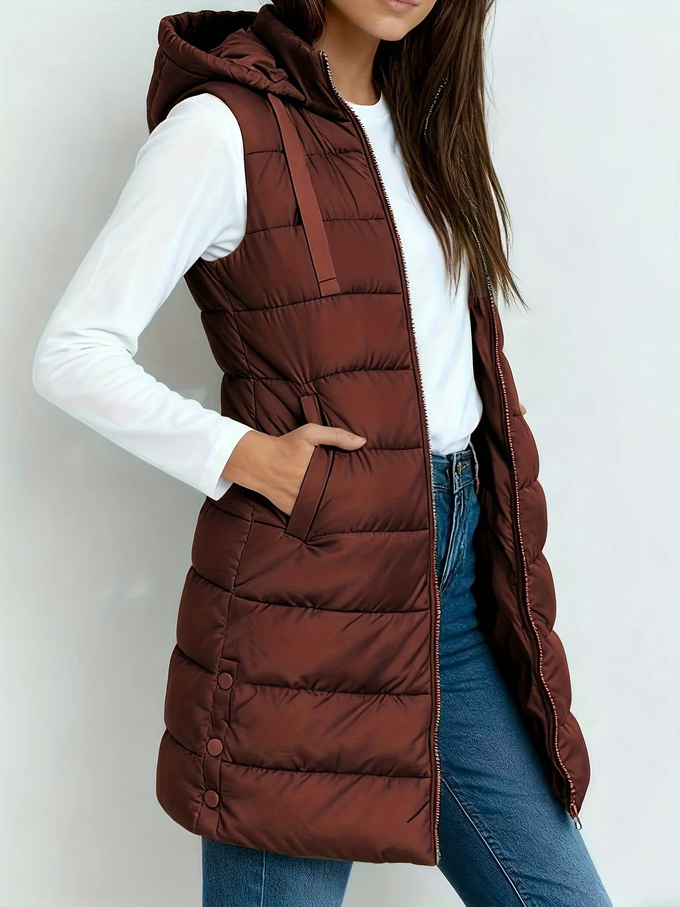 AELIA | Chaqueta con Capucha alcolchada sin mangas